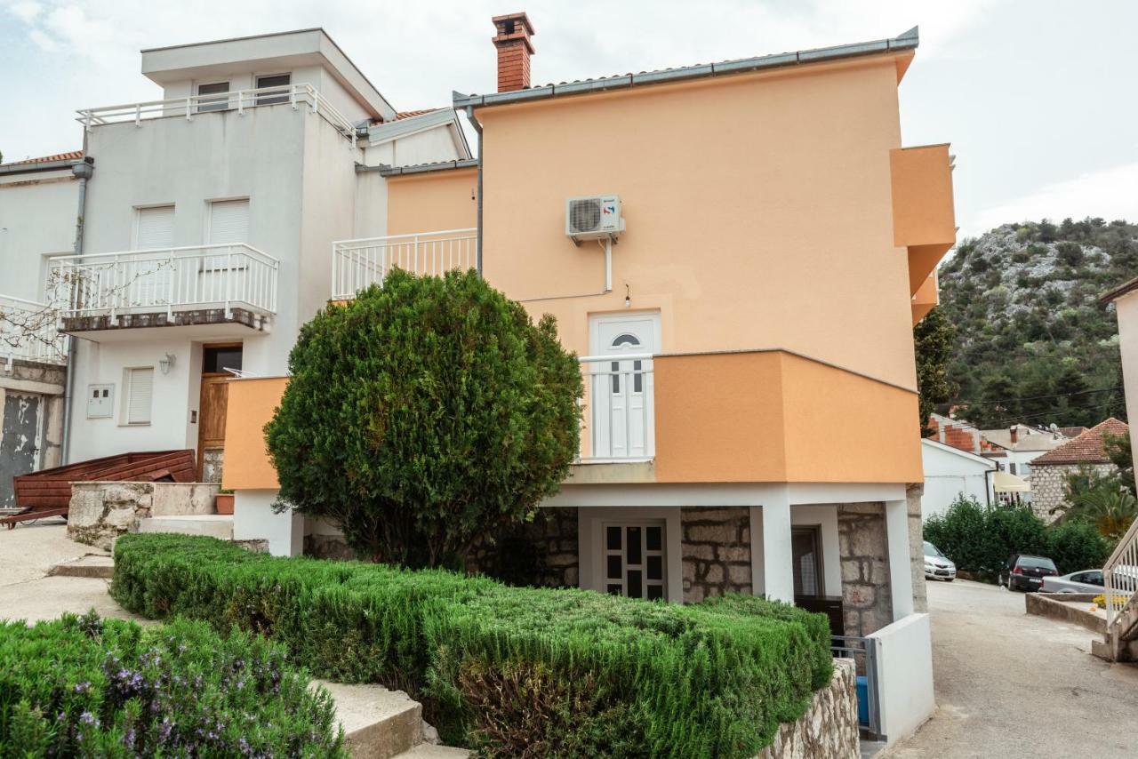 Apartmani Srsen بلاتشي المظهر الخارجي الصورة